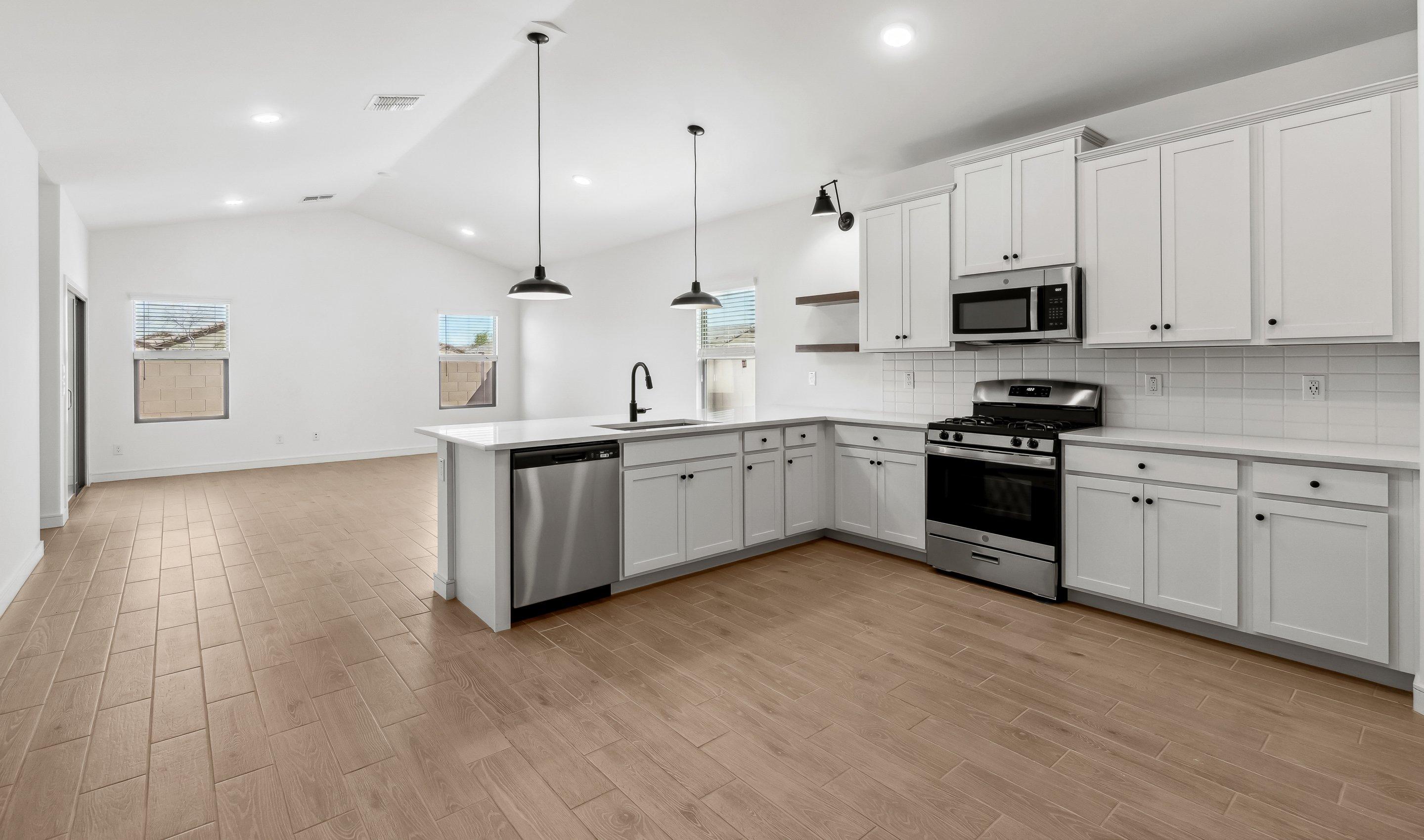 Kitchen with peninsula island